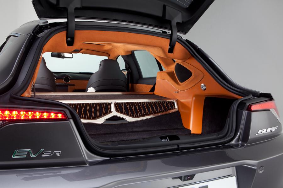 Багажник Fisker Karma Surf Concept 2011 года  (фото 24 из 47)